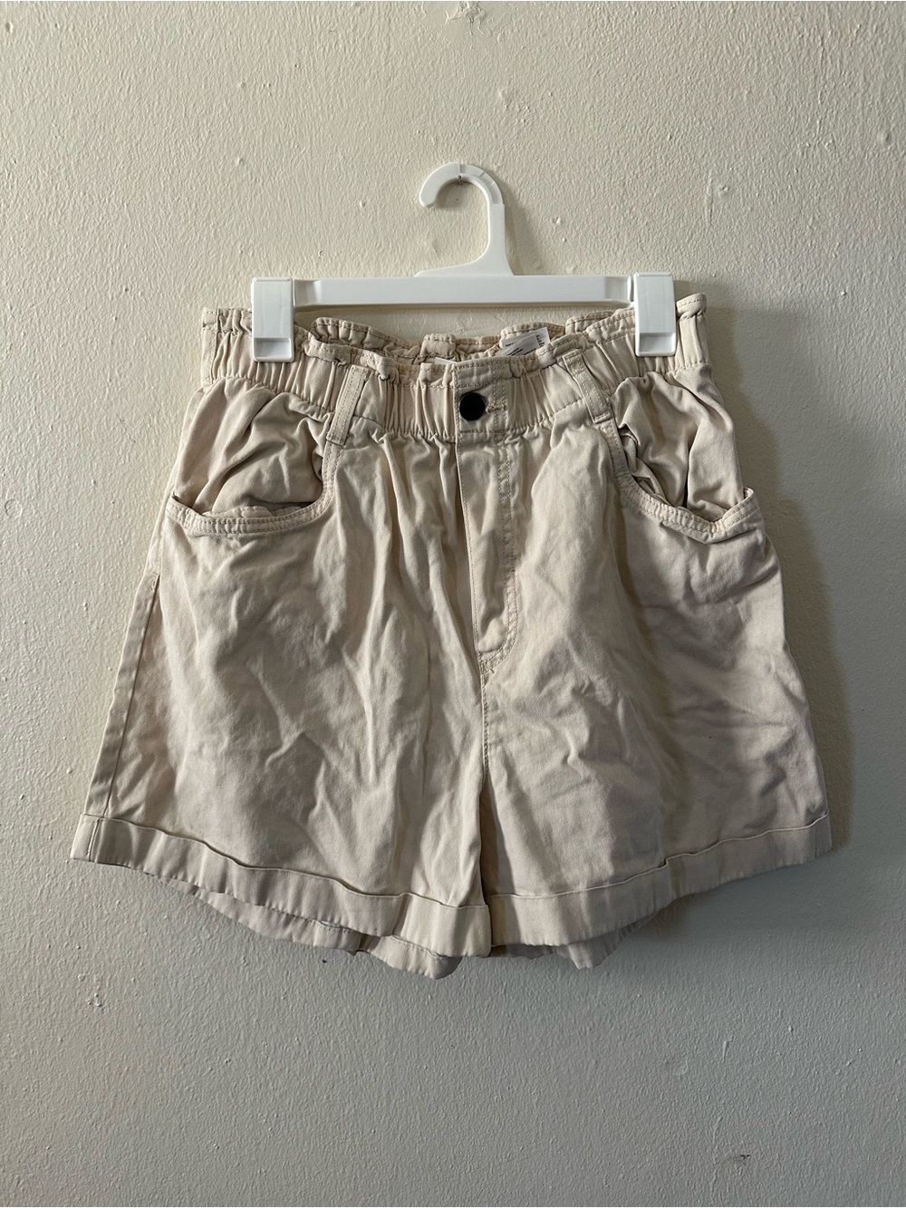 H&M Cream High-Waist Paperbag Shorts